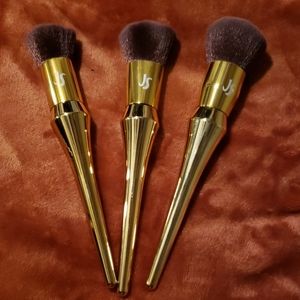 New Jessica Simpson makeup brushes